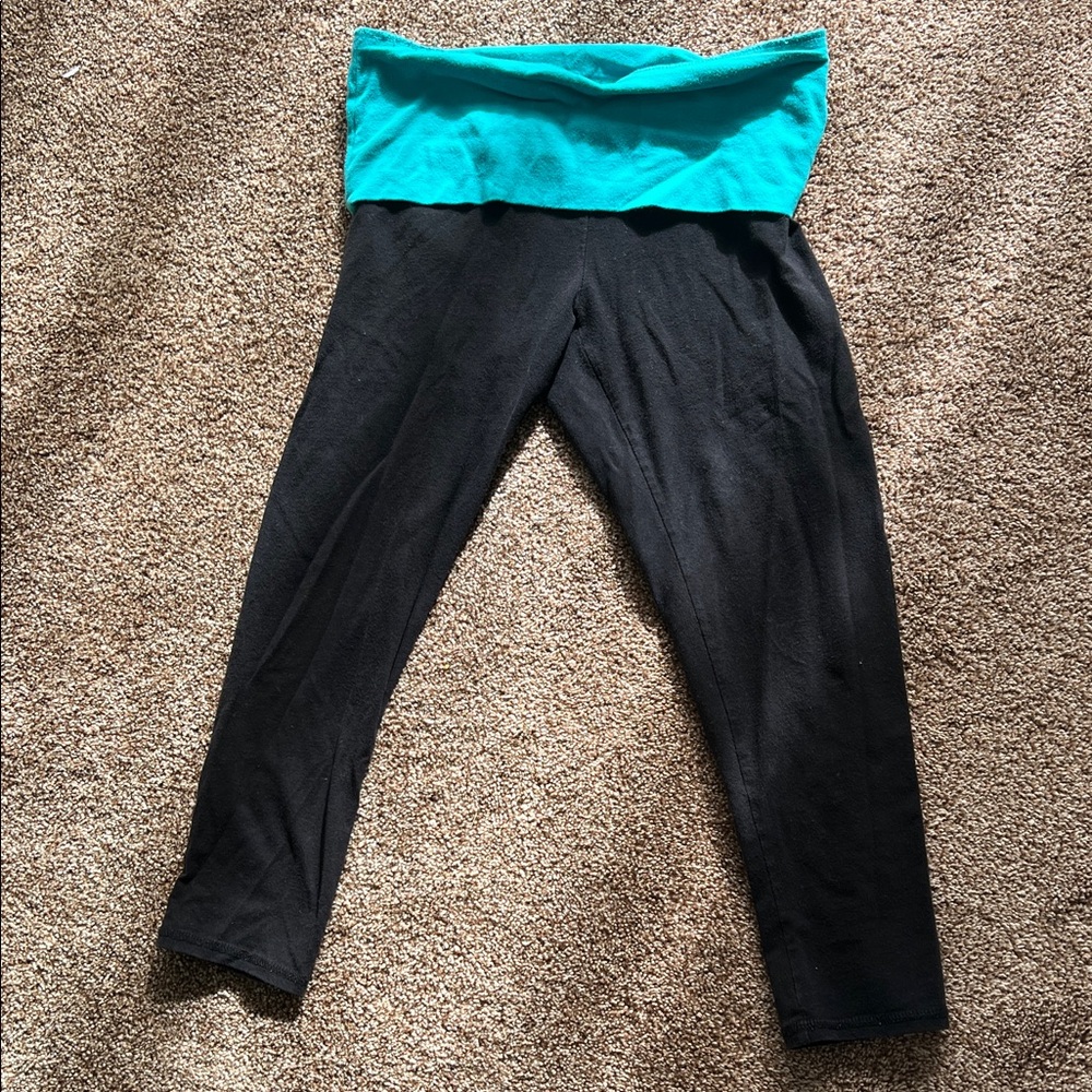 3/20$ Blue and Black Fold Over Capri Leggings